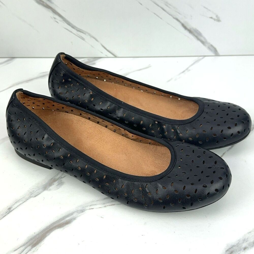 Vionic Robyn II Perforated Ballet Flats Size US 8 M Black Slip On Leather Shoes